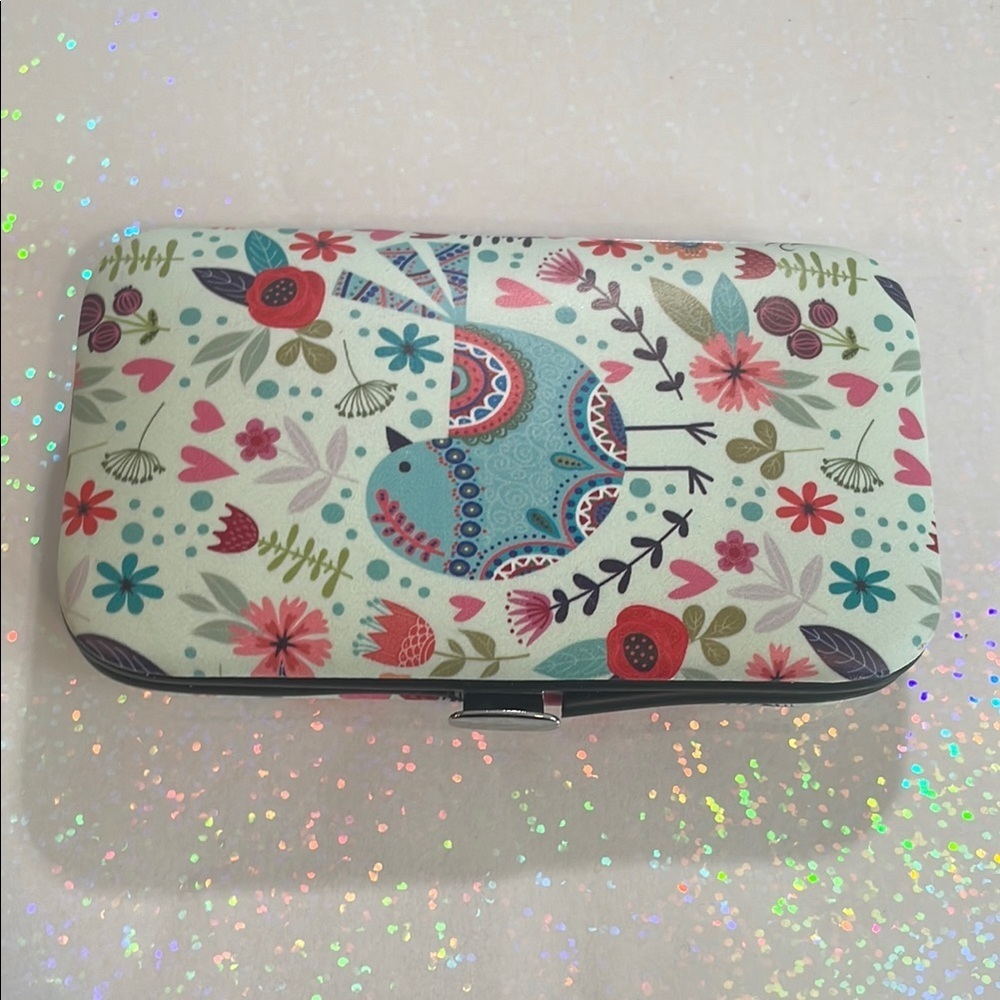 Floral Hearts  Pattern Nail Clipper Kit